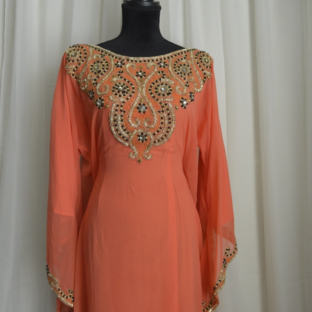 DUBAI Beaded Kaftan/Dress - Picture 3 of 7